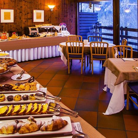 Hotel Les Jumeaux كورمايور المظهر الخارجي الصورة