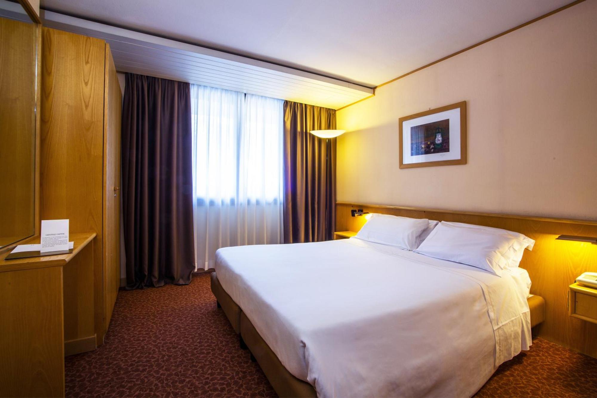 Hotel Les Jumeaux كورمايور المظهر الخارجي الصورة